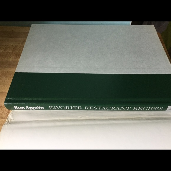 500 Favorite Restaurant Recipes 1982 - Picture 8 of 8